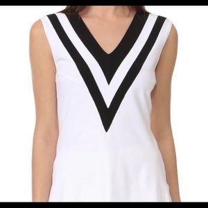 Daphne white/ black tank